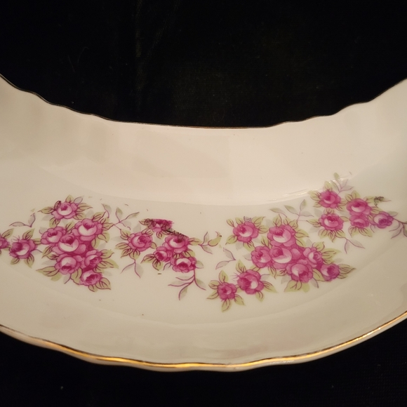 Vintage Japan china bone dish, crescent shape side plate. - Picture 2 of 5